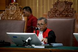 Sebelum Jadi Tersangka, Hakim Djuyamto Titip Tas Isi Uang ke Satpam Pengadilan