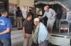 Bikin Melongo, Pengemis Lansia di Bondowoso Raup Rp600.000 per Hari dan Sudah Haji<