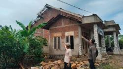 21 Rumah di Tanggamus Lampung Rusak Diterjang Puting Beliung <
