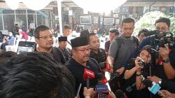 Melayat ke Rumah Duka Bunda Iffet, Rano Karno Kaget Kakek Bimbim Slank adalah Gubernur Pertama Jakarta
