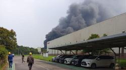 Kebakaran Hebat Pabrik di Kawasan Industri Karawang, Titik Api dari Ruang Produksi<