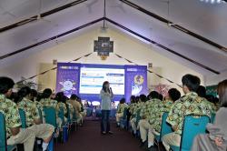 Sambut Hardiknas, Ratusan Murid SMA Belajar Literasi Keuangan 
