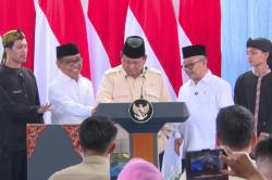 Prabowo Luncurkan Program Hasil Terbaik Cepat di Peringatan Hardiknas 2025