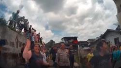 Gerebek Kampung Narkoba di Pematang Siantar, Polisi Diadang Sejumlah Wanita<