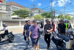 Bupati Badung Tinjau Pengerjaan Ruas Jalan Pengubengan Kangin, Lebarnya Capai 24 Meter<