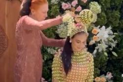 Potret Sungkeman Maxime Bouttier dan Luna Maya: Momen Haru dengan Sentuhan Adat Jawa yang Penuh Makna