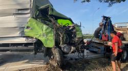 3 Truk Kecelakaan Beruntun di Jombang<