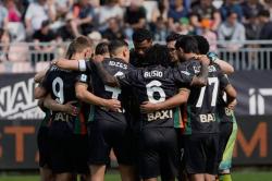  Jay Idzes Pimpin Venezia Taklukkan Fiorentina, Atalanta Bungkam Roma