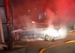 Pemilik Mobil Listrik di Palmerah Sempat Dengar Ledakan Sebelum Keluarkan Asap Pekat