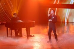 Elegan dan Emosional, Fajar Tampilkan Lagu Ciptaan Yovie dan Arsy Widianto