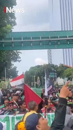 Demo Besar-besaran, Ojol Tuntut Potongan Maksimal 10 Persen