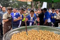 Kawanan Copet Diamuk Bobotoh saat Beraksi di Masak Besar Bobon Santoso<