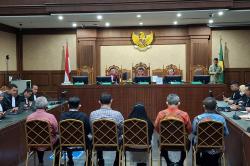 6 Eks Pejabat PT Antam Divonis 8 Tahun Penjara Buntut Kasus Cap Emas Ilegal