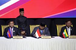Prabowo Teken Deklarasi Kuala Lumpur: ASEAN Harus Lebih Kuat dan Solid!