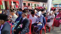 Puluhan Pasangan Lansia di Pandeglang Girang Ikut Isbat Nikah Terpadu<