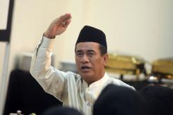 Mentan Syukuran Capaian Stok Beras 4 Juta Ton bersama Anak Yatim