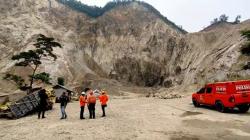 4 Orang Belum Ditemukan, Pencarian Korban Longsor Gunung Kuda Dilanjutkan Besok