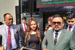 Polisi Sebut Pemeriksaan Lisa Mariana Tak Terkait Ridwan Kamil, Ini Kasusnya<