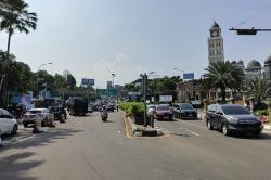 20.000 Kendaraan Lintasi Jalur Puncak Bogor Pagi Ini, One Way Belum Diterapkan