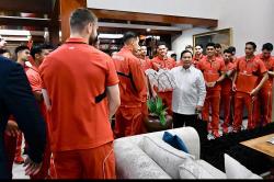 Jam Tangan Rolex Timnas Pakai Uang Siapa? Klarifikasi Istana Soal Sumber Dana Hadiah