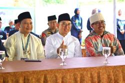 Fadli Zon Serahkan Sapi Kurban Prabowo ke Surau Qutubul Amin: Sembelihnya Profesional