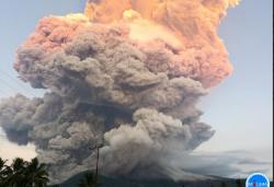 Gunung Lewotobi Laki-Laki Naik jadi Awas, Ini Rekomendasi PVMBG<