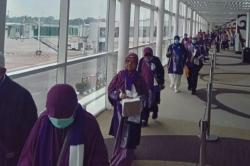 Usai Geger Ancaman Bom, Jemaah Haji asal Depok Lanjut Terbang ke Soetta