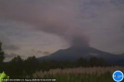 Gunung Raung di Bondowoso Meletus Hari Ini, Semburkan Abu Vulkanis 400 Meter