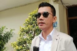 Kubu Revelino Hadiri Sidang Lisa Mariana vs Ridwan Kamil, Klaim sebagai Ayah Biologis
