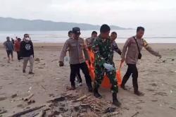 Pacitan Gempar, Mayat Perempuan Tanpa Busana Ditemukan di Pantai Teleng Ria