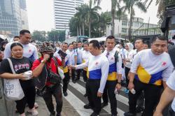 Kapolri Menyapa Warga saat CFD Jakarta