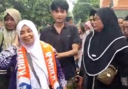 Tak Trauma, Jemaah Haji Surabaya Anggap Liburan ke Medan saat Pesawat Saudia Diteror Bom<