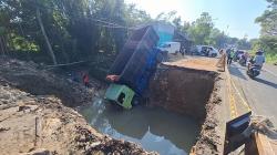 2 Kecelakaan Beruntun di Bangkalan Libatkan 6 Kendaraan