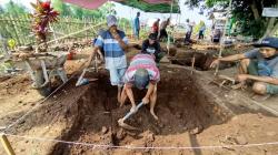 Temukan Barang-Barang Kuno, BPK Lakukan Penggalian Situs Wurandungan di Malang