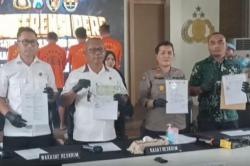 Polrestabes Surabaya Bongkar Mafia BBM Subsidi untuk Industri, 4 Orang Jadi Tersangka