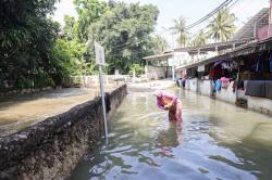 Penampakan Kampung Makasar Jaktim Terendam Banjir
