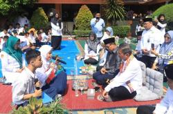 Bikin Haru, Murid Baru Berkebutuhan Khusus Ini Hafal 30 Juz Al Quran di MATSAMA 2025