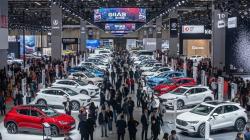 Harga Tiket GIIAS 2025 Weekend Berapa? Kegiatan Seru di Akhir Pekan Lihat Mobil-Mobil Baru