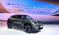 Guncang GIIAS 2025, Suzuki Pamerkan Mobil Listrik eVitara