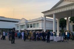 Jelang Pelantikan Perwira TNI-Polri, Keluarga Capaja Berdatangan ke Istana