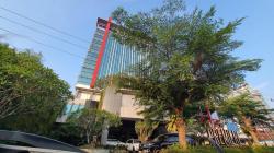 Kronologi Tamu Hotel di Pekanbaru Jatuh dari Lantai Enam, Hantam Atap Restoran<