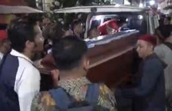 Haru Pemakaman 5 Orang Sekeluarga Korban Kebakaran Rumah di Semarang<