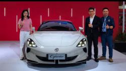 MG Luncurkan Sportcar Listrik Cyberstar Edisi Spesial di GIIAS 2025, Intip Ubahannya