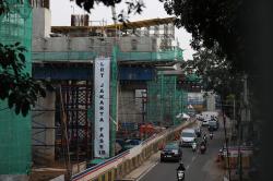 Penampakan Proyek LRT Jakarta Fase 1B di Pasar Pramuka Capai 57,75 Persen