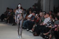 Koleksi Fashion LAKON Indonesia Kolaborasi dengan Desainer Prancis di JF3
