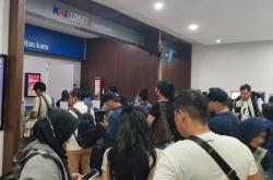 KA Argo Bromo Anjlok di Subang, Penumpang Menumpuk di Stasiun Cirebon<