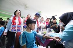 Mendikdasmen Tinjau CKG di SDN 2 Cideng Jakarta: Bangun Budaya Hidup Sehat Sejak Dini 