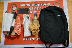 Pengiriman Ganja Tujuan Kampus di Manado Digagalkan Polisi, Pemuda Bitung Ditangkap<