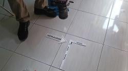 Geger! Peluru Nyasar Tembus Atap Rumah Warga di Makassar, Polisi Olah TKP<