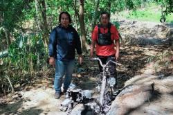Sampang Geger, Motor Hilang Ditemukan Hangus Terbakar!<